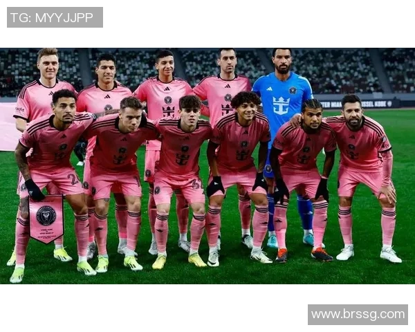 现役足球界四大巨星实力对比与成就分析