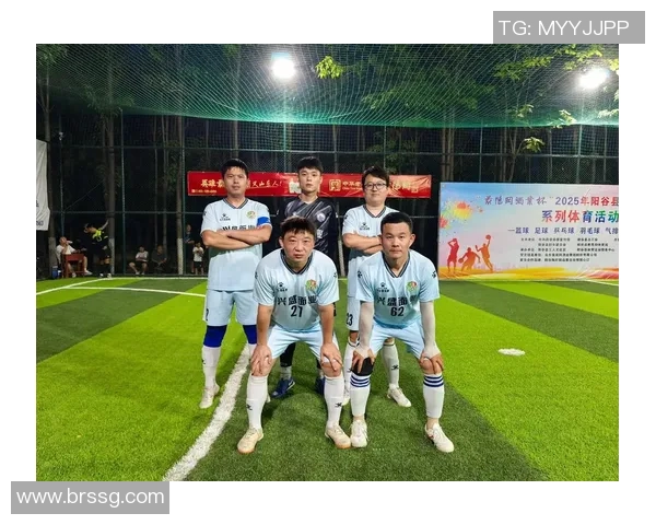 范字在场上的足球明星们展现风采与激情的传奇故事 范字在场上的足球明星们展现风采与激情的传奇故事