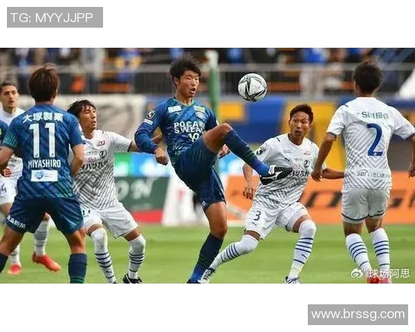 冈山绿雉与横滨对决精彩纷呈比分揭晓赛事回顾与分析 冈山绿雉与横滨对决精彩纷呈比分揭晓赛事回顾与分析